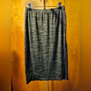 LOGO NWOT X-small skirt